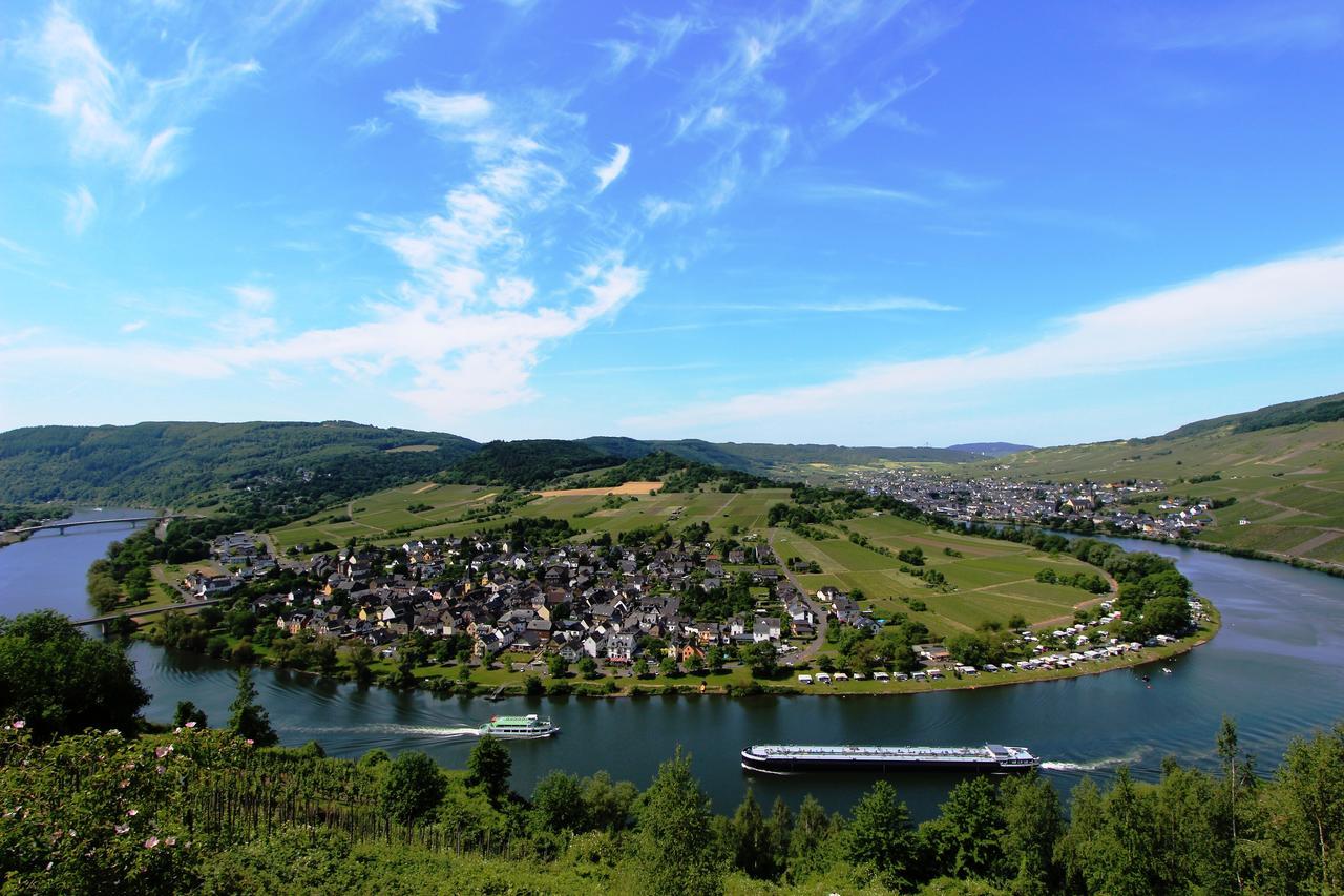 Landgasthaus Am Ufer Verbandsgemeinde Verbandsgemeinde Traben-Trarbach Buitenkant foto